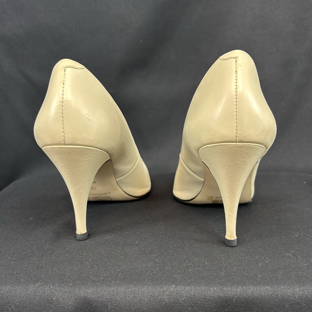 Calico Pumps - image 4